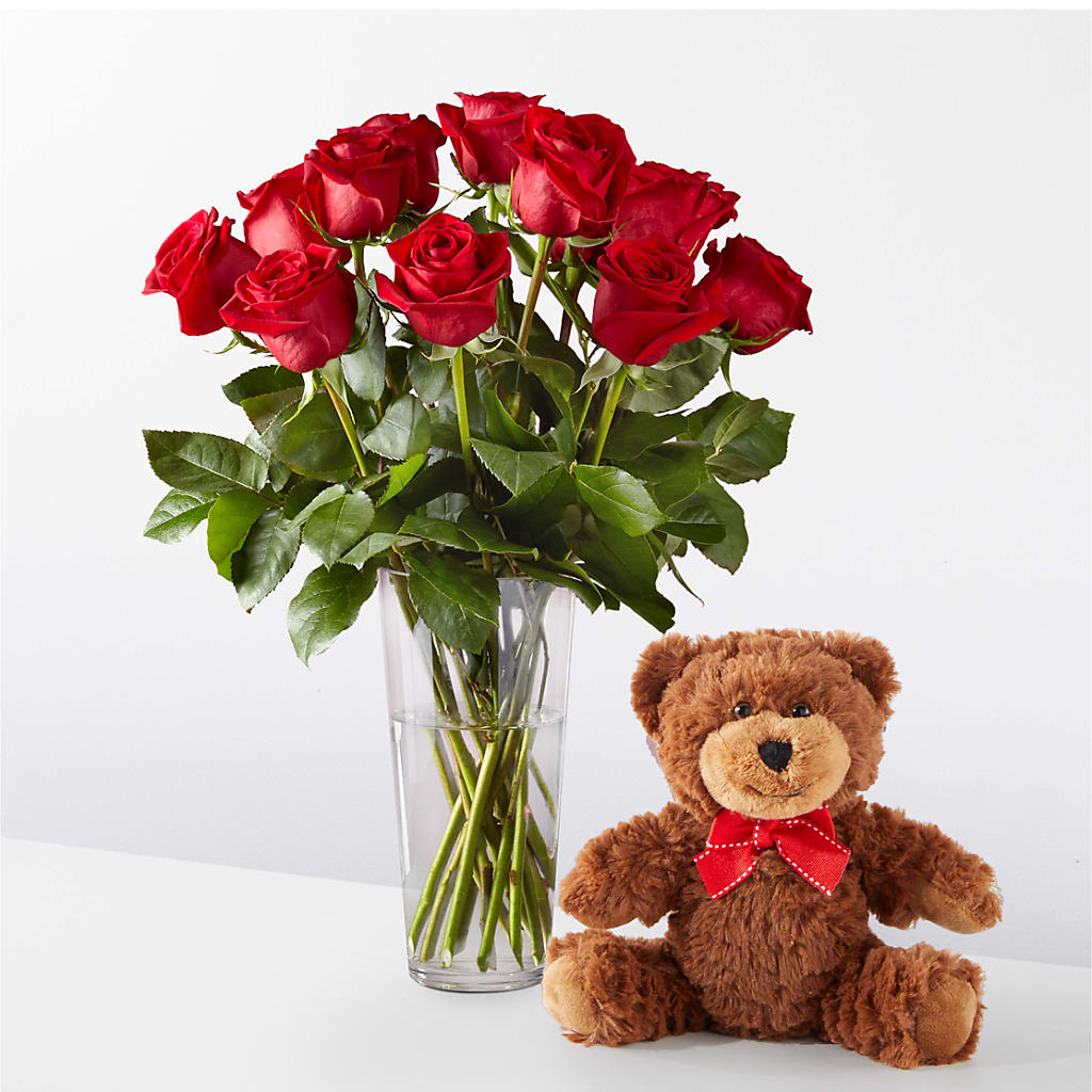 Romantic Long Stem Red Rose Bouquet Bundles – The Flower House, Eunice LA