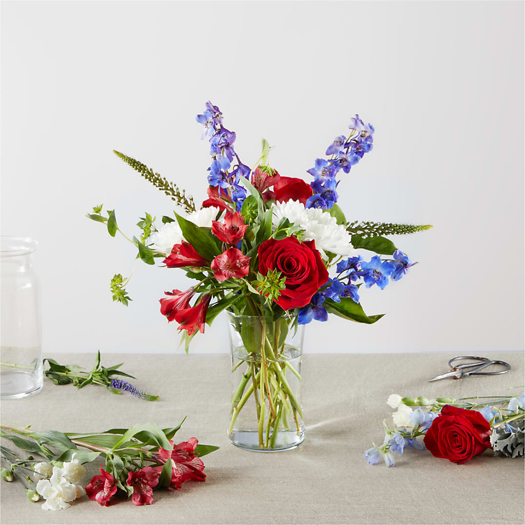 Star Spangled - A Florist Original – The Flower House, Eunice LA