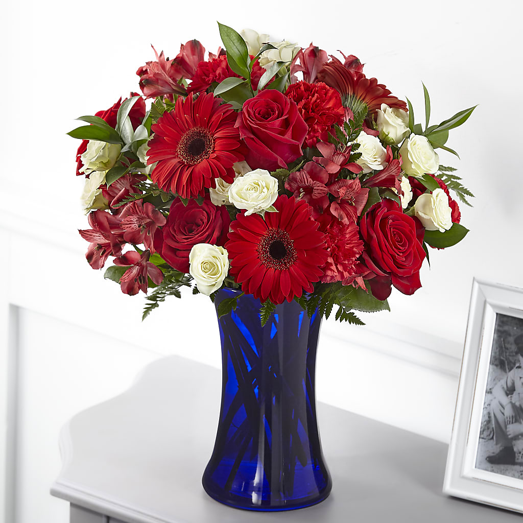 Hearts Embrace Bouquet – The Flower House, Eunice LA