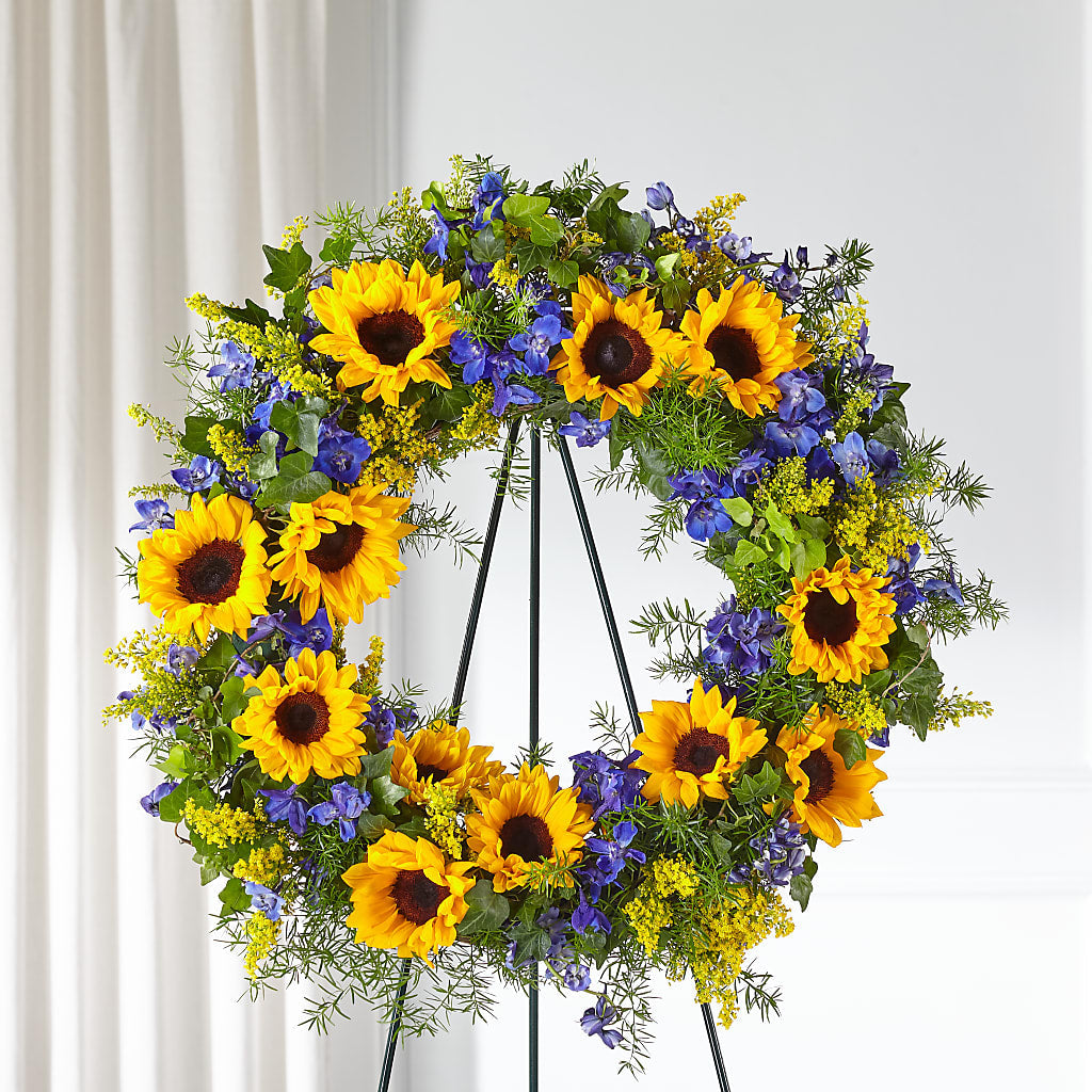 Bright Rays Wreath – The Flower House, Eunice LA