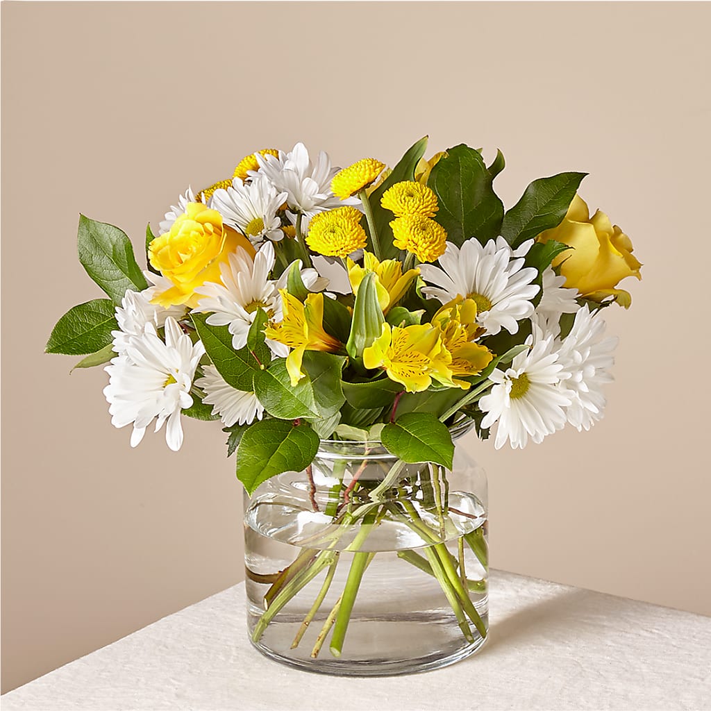 Sunny Sentiments Bouquet – The Flower House, Eunice LA
