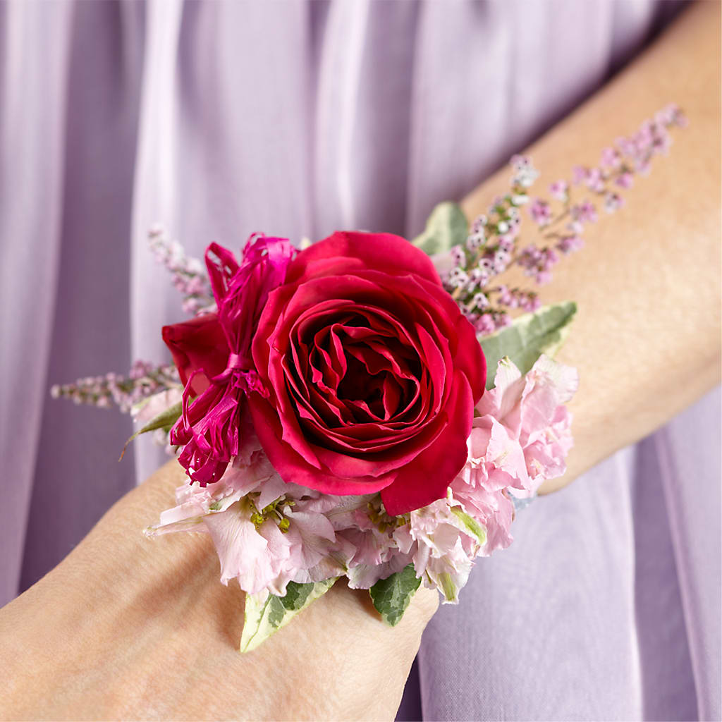 Rose Charm Corsage – The Flower House, Eunice LA
