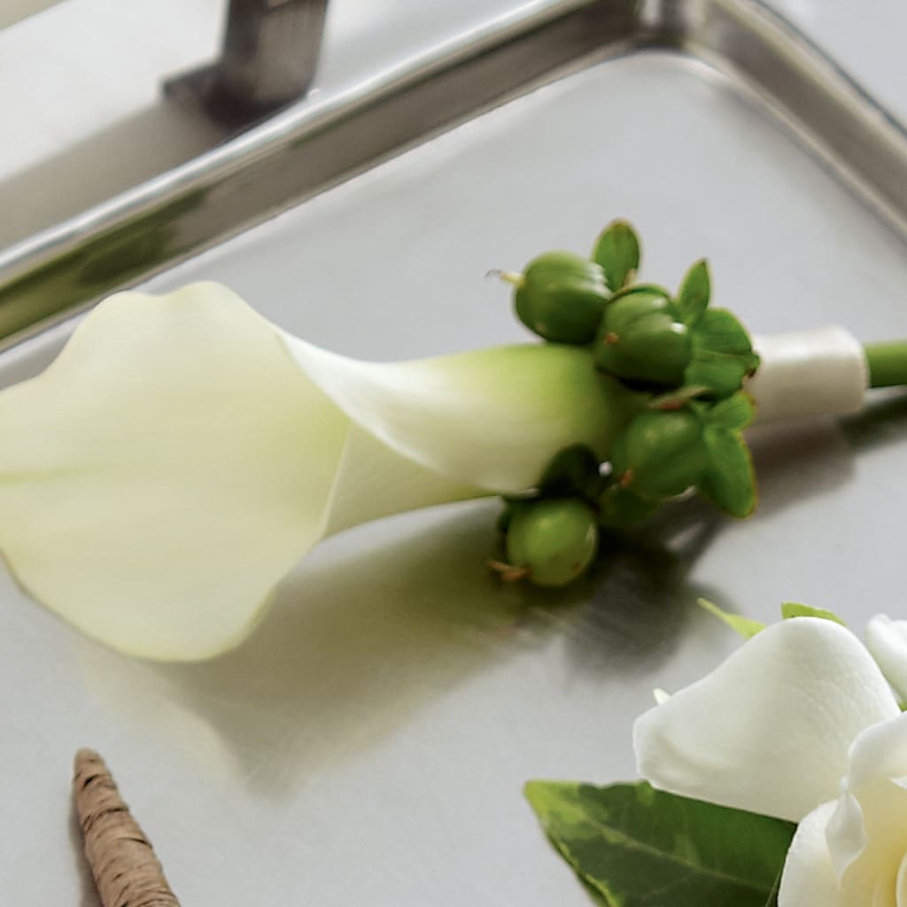 White Calla Boutonniere – The Flower House, Eunice LA