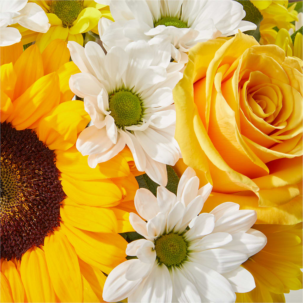 Be Happy Bouquet –  The Flower House, Eunice LA