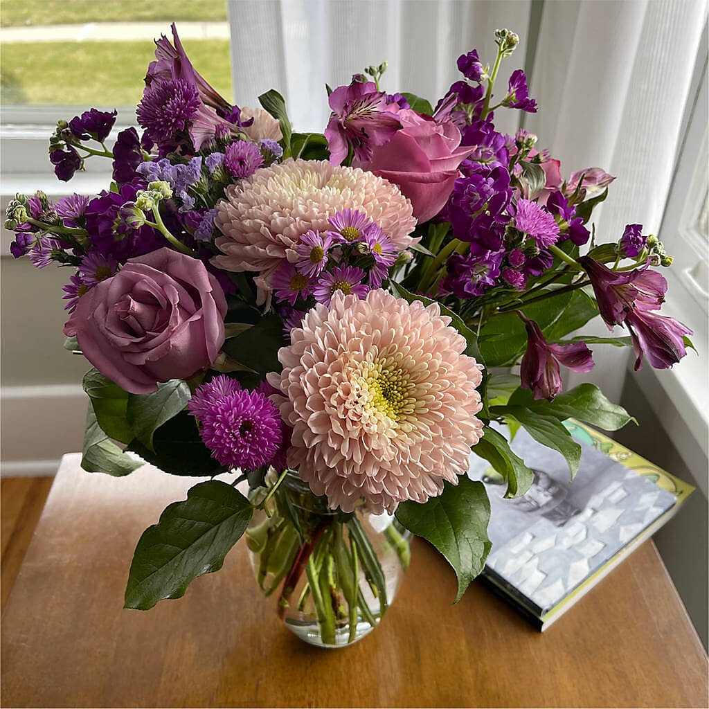 Ultraviolet Bouquet –  The Flower House, Eunice LA