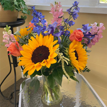 Rays of Life Bouquet –  The Flower House, Eunice LA