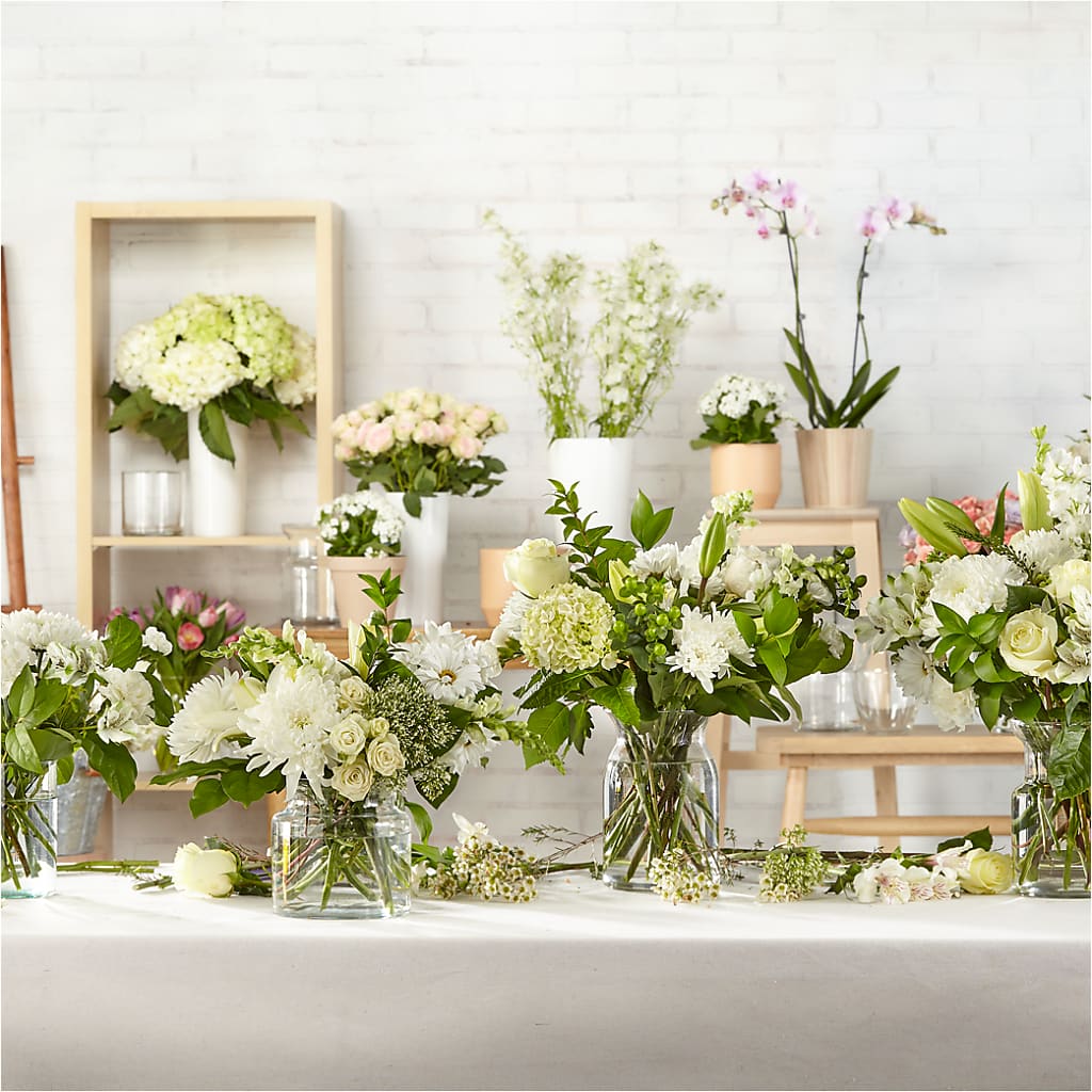 Classic Ivory – A Florist Original –  The Flower House, Eunice LA