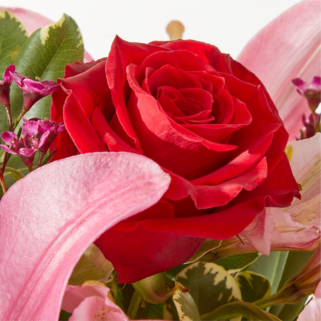 Lucky in Love Bouquet –  The Flower House, Eunice LA