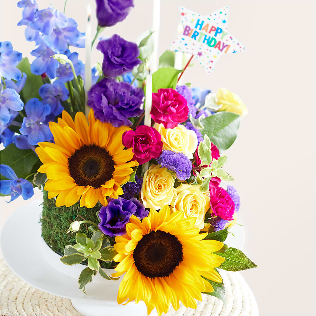 Star of the Day Floral Cake –  The Flower House, Eunice LA