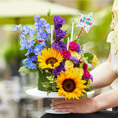 Star of the Day Floral Cake –  The Flower House, Eunice LA